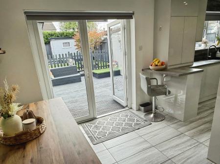 3 bedroom Terraced House for sale in Fastnet Road, Thurnby Lodge, Leicester, LE5