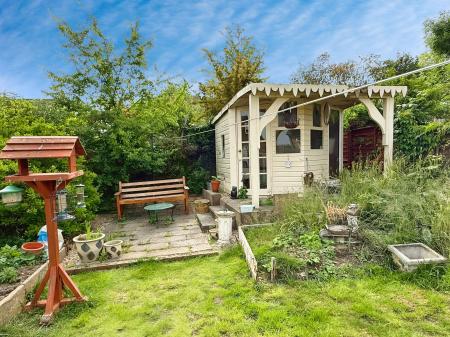 3 bedroom Semi-detached house for sale in Fiona Drive, Thurnby, LE7