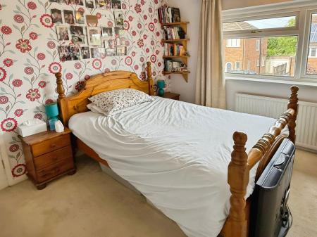 3 bedroom Semi-detached house for sale in Fiona Drive, Thurnby, LE7