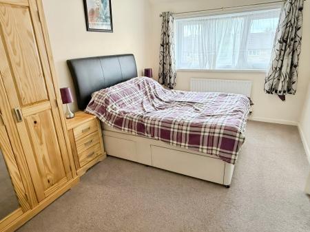 3 bedroom End of terrace house for sale in Flatholme Road, Netherhall, Leicester, LE5