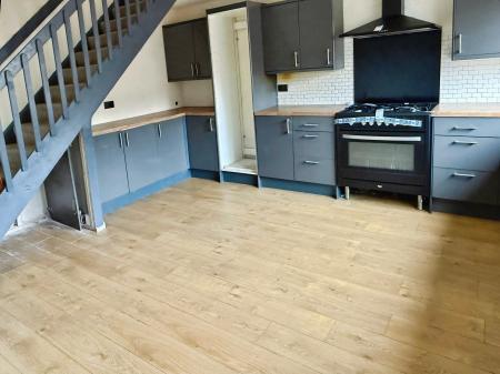 3 bedroom Terraced House for sale in Harborough Road, Oadby, LE2