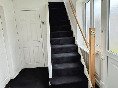 3 bedroom Semi-detached house for sale in Kent Drive, Oadby, LE2