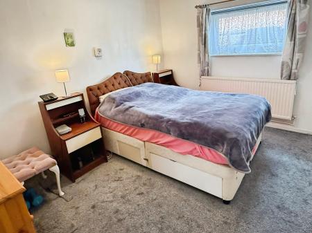 2 bedroom Detached bungalow for sale in Padgate Close, Scraptoft, Leicester, LE7