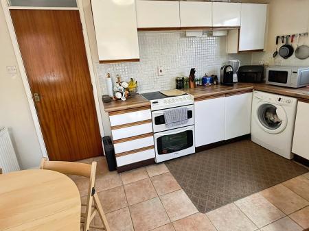 2 bedroom Detached bungalow for sale in Padgate Close, Scraptoft, Leicester, LE7