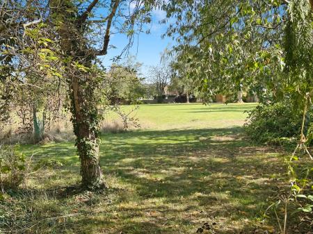 3 bedroom Semi-detached house for sale in Park Crescent, Oadby, Leicester, LE2