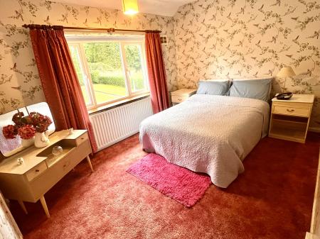 3 bedroom Semi-detached house for sale in Perkyn Road, Thurnby Lodge, Leicester, LE5