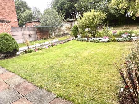 3 bedroom Semi-detached house for sale in Perkyn Road, Thurnby Lodge, Leicester, LE5