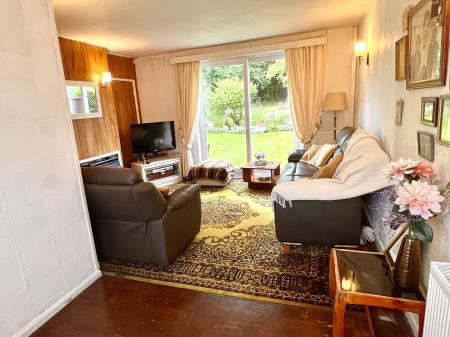 3 bedroom Semi-detached house for sale in Perkyn Road, Thurnby Lodge, Leicester, LE5