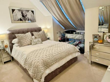 2 bedroom Semi-detached house for sale in Sangha Close, Glenfield, LE3