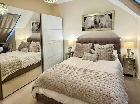 2 bedroom Semi-detached house for sale in Sangha Close, Glenfield, LE3