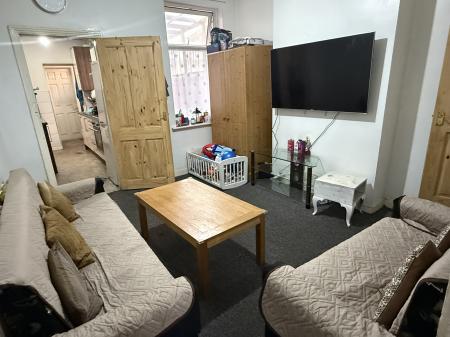 3 bedroom Terraced House for sale in Sherrard Road, Leicester, Leicester, LE5