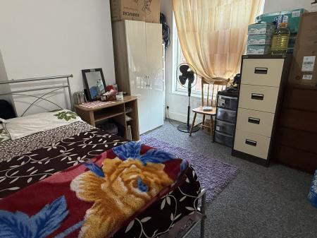 3 bedroom Terraced House for sale in Sherrard Road, Leicester, Leicester, LE5