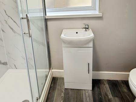 3 bedroom Semi-detached house for sale in Uplands Road, Oadby, LE2