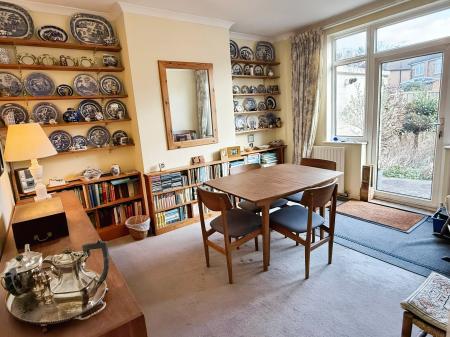 5 bedroom Semi-detached house for sale in Woodbank Road, Knighton, Leicester, LE2