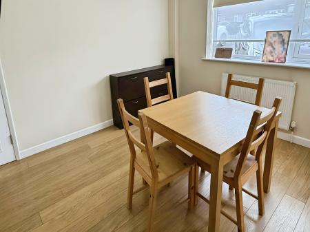 4 bedroom Detached house for sale in Ash Tree Road, Oadby, LE2