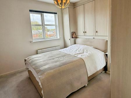 2 bedroom Flat for sale in Saxthorpe Road, Hamilton, LE5