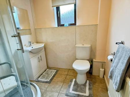 2 bedroom Flat for sale in St Pauls Close, Oadby, LE2
