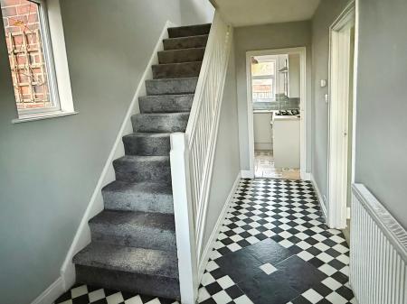 3 bedroom Semi-detached house for sale in Grosvenor Crescent, Oadby, LE2