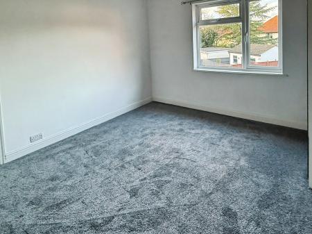 3 bedroom Semi-detached house for sale in Grosvenor Crescent, Oadby, LE2