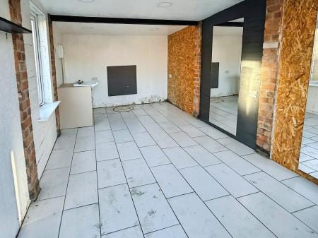 3 bedroom Semi-detached house for sale in Eastwood Road, Aylestone, LE2