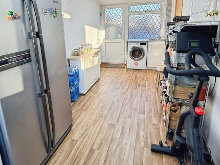 2 bedroom Detached bungalow for sale in Oakside Crescent, Evington, LE5