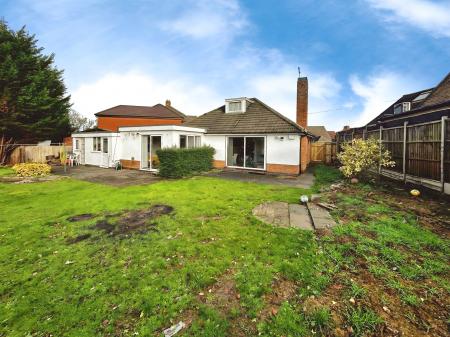2 bedroom Detached bungalow for sale in Oakside Crescent, Evington, LE5