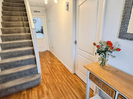 4 bedroom Detached house for sale in Devonia Road, Oadby, LE2