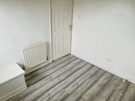 3 bedroom Semi-detached house for sale in Southfields Drive, Leicester, LE2