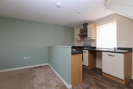 2 bedroom Terraced House to let in Marmion Close, Market Harborough, LE16
