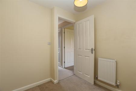 2 bedroom Terraced House to let in Marmion Close, Market Harborough, LE16