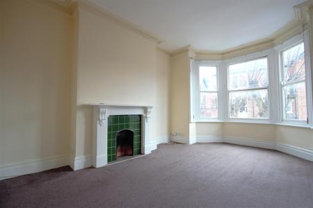 2 bedroom Flat to let in St James Road, Leicester, LE2