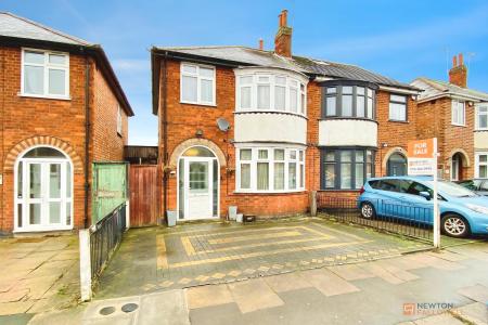 Cairnsford Road, West Knighton, LE2