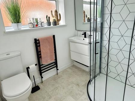 3 bedroom Semi-detached house for sale in Kendrick Drive, Oadby, Leicester, LE2