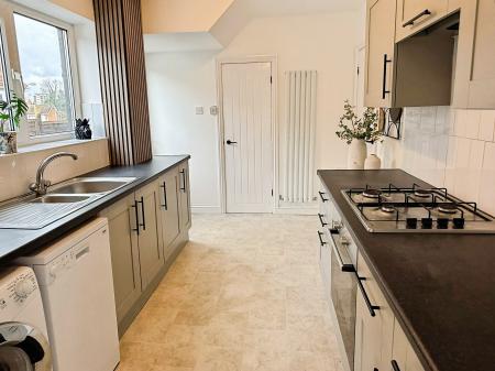 3 bedroom Semi-detached house for sale in Kendrick Drive, Oadby, Leicester, LE2