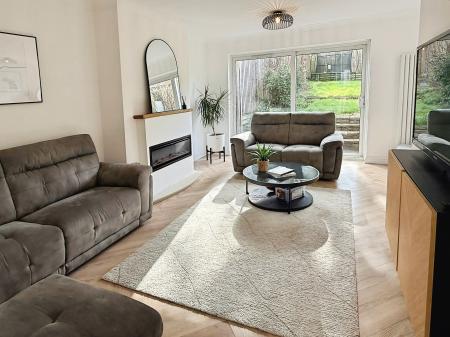 3 bedroom Semi-detached house for sale in Kendrick Drive, Oadby, Leicester, LE2