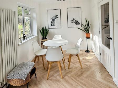 3 bedroom Semi-detached house for sale in Kendrick Drive, Oadby, Leicester, LE2