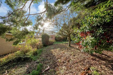 3 bedroom Bungalow for sale in Edmonton Way, Oakham