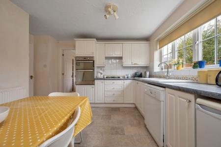 4 bedroom Detached house for sale in Hardwick Close, Oakham