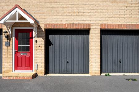 3 bedroom Terraced House for sale in Holbrook Way, Barleythorpe