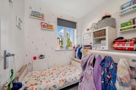 3 bedroom Terraced House for sale in Holbrook Way, Barleythorpe