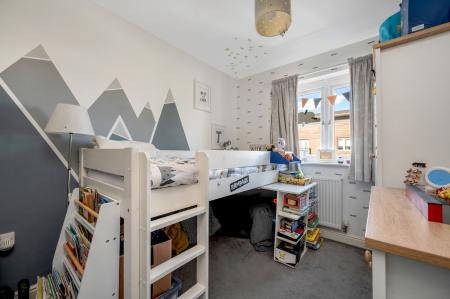 3 bedroom Terraced House for sale in Holbrook Way, Barleythorpe