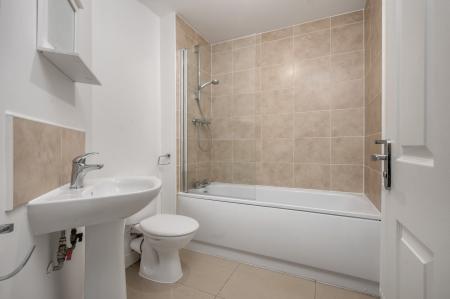 3 bedroom Terraced House for sale in Kempton Drive, Barleythorpe