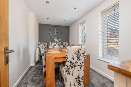 4 bedroom Detached house for sale in Kings Road, Oakham