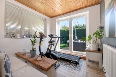 4 bedroom Detached house for sale in Kings Road, Oakham