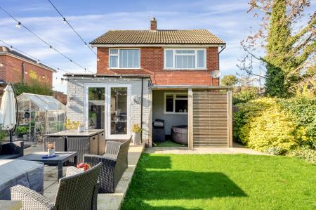 4 bedroom Detached house for sale in Kings Road, Oakham