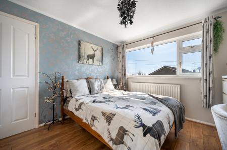 3 bedroom Semi-detached house for sale in Lammas Close, Braunston