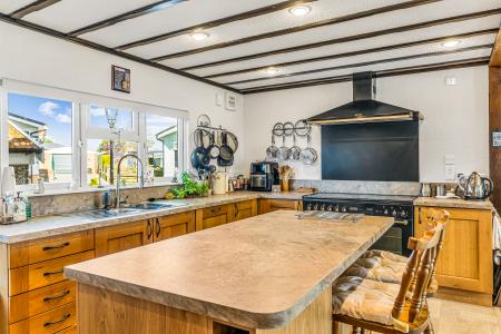 2 bedroom Park home for sale in Lonsborough Gardens, Langham