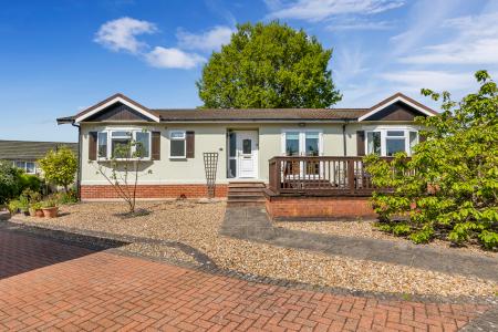 Lonsborough Gardens, Langham