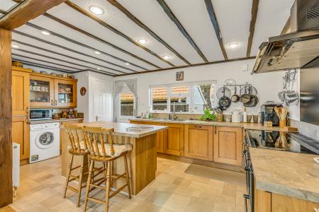 2 bedroom Park home for sale in Lonsborough Gardens, Langham