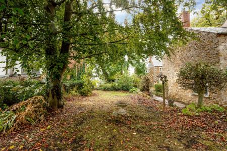 3 bedroom Character Property for sale in Main Street, Knossington